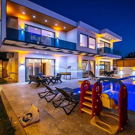 Villa Lycian-Kalkan 3 Bedroom-2 Jakuzzies-Sauna-Turkish Hamam-Huge Private Pool And Lovely Garden Kas Exterior photo