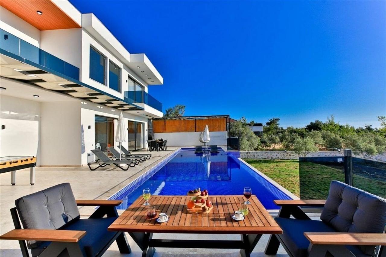 Villa Lycian-Kalkan 3 Bedroom-2 Jakuzzies-Sauna-Turkish Hamam-Huge Private Pool And Lovely Garden Kas Exterior photo